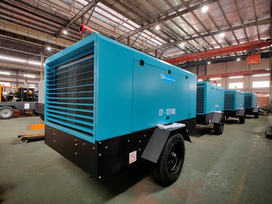 Tiếng ồn thấp Một máy nén vít diesel cho các ứng dụng công nghiệp / thương mại 210-260HP